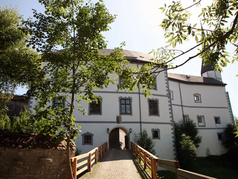 Im Schloss Pertenstein können Sie heiraten wie Schlossherr und Schlossfrau. 